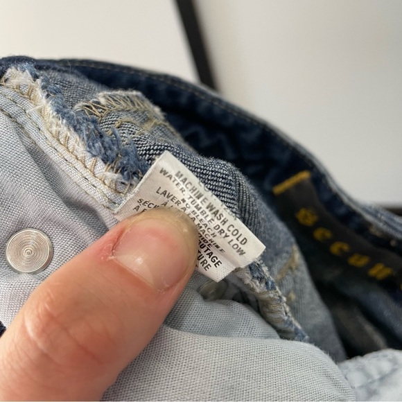 [27] Vintage Second Brand Low-Rise Flare Leg Distressed Ombre Blue Denim Jean - Picture 12 of 13